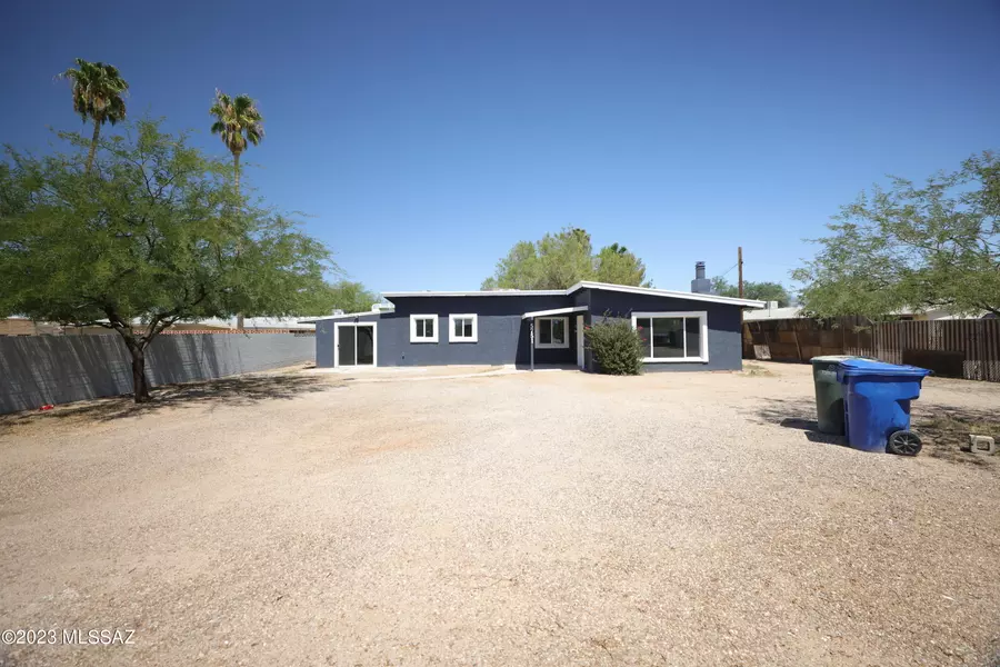 5751 E 28Th Street, Tucson, AZ 85711