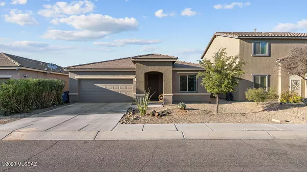 1069 E Madera Grove Lane, Sahuarita, AZ 85629