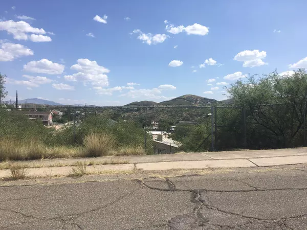 590 N Sonoita Avenue #16, Nogales, AZ 85621