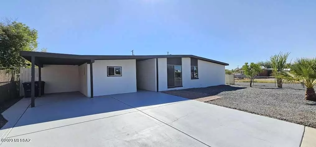 317 W Calle Garcia, Tucson, AZ 85706