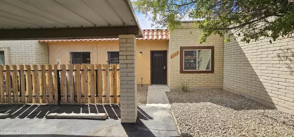 8936 E Cll Norlo, Tucson, AZ 85710