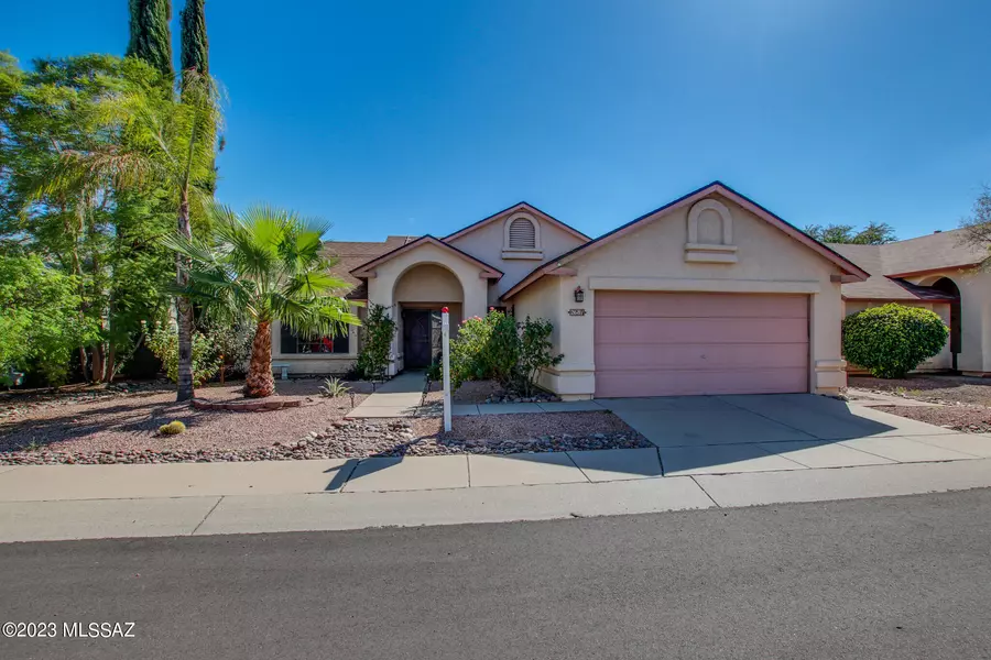 2681 W Camino Llano, Tucson, AZ 85742