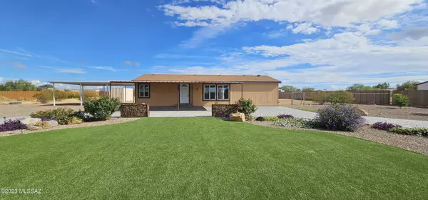 5462 N Blacktail Road, Marana, AZ 85653