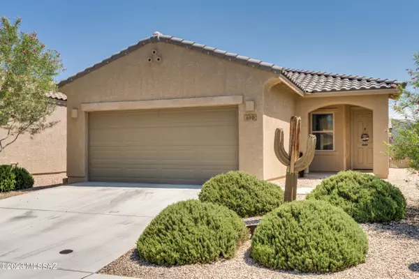 680 N Nestled Hummingbird Lane, Sahuarita, AZ 85629