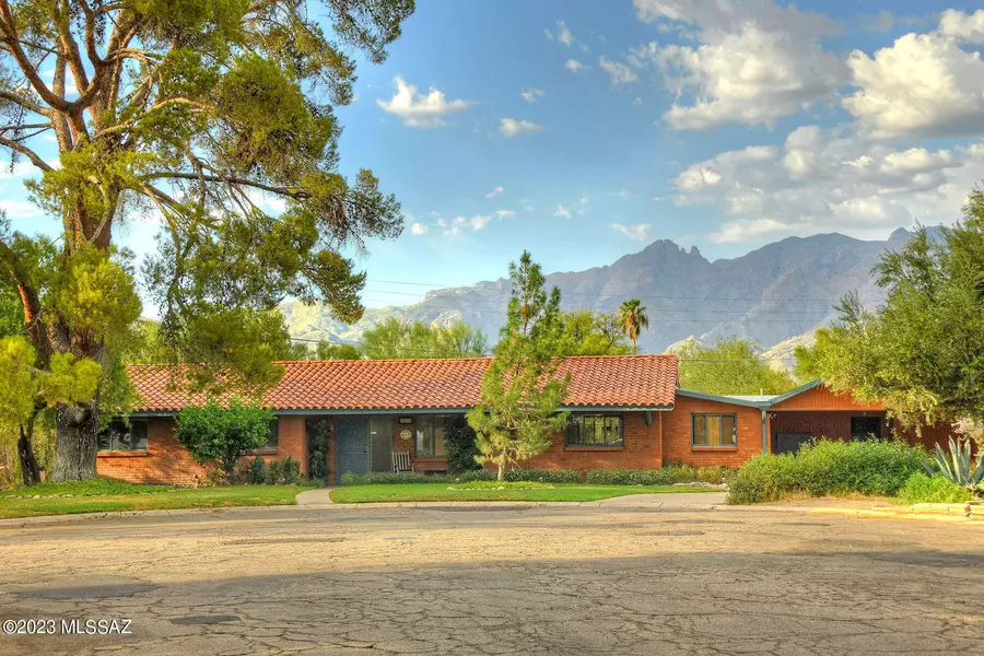 3017 E Richards Row, Tucson, AZ 85716