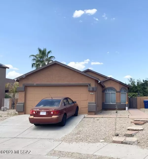 2275 E Calle Los Marmoles, Tucson, AZ 85706