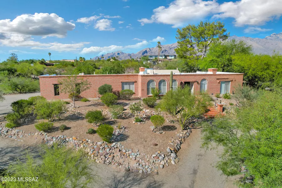 4205 N Camino Cardenal, Tucson, AZ 85718