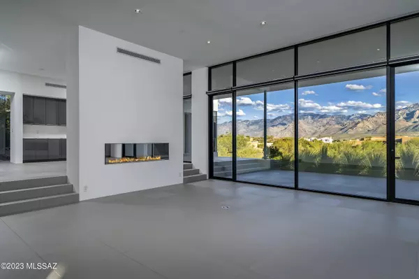 Oro Valley, AZ 85737,10880 N Stargazer Drive