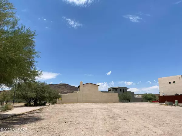 Tucson, AZ 85745,892 W Cushing Street #83