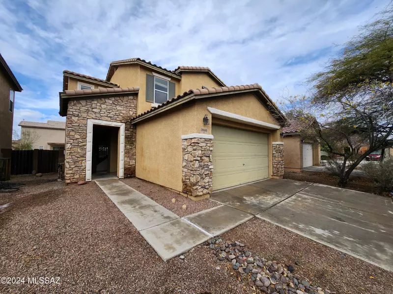 7040 S Greeneyes Lane, Tucson, AZ 85756