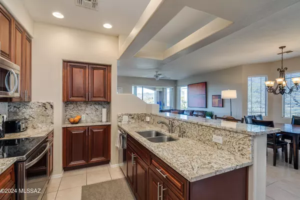 Oro Valley, AZ 85755,755 W Vistoso Highlands Drive #214