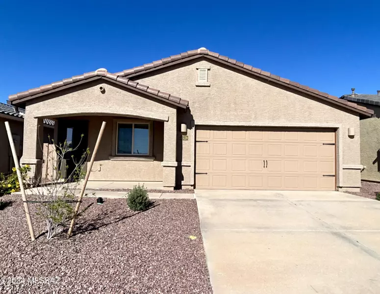 35128 S Iron Jaw Drive, Red Rock, AZ 85145