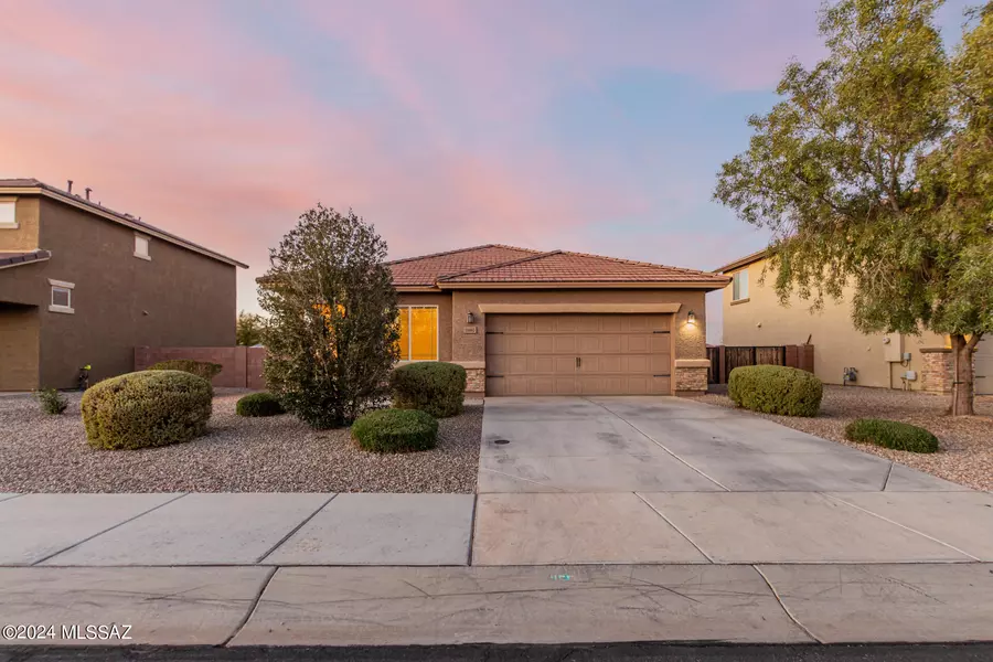 11692 W Vanderbilt Farms Way, Marana, AZ 85653