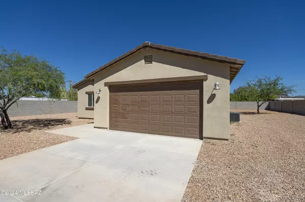 2960 E Kreisler Place, Vail, AZ 85641