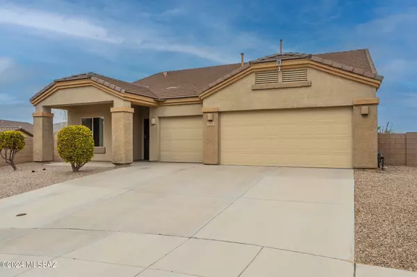 715 S Harry P Stagg Place, Vail, AZ 85641