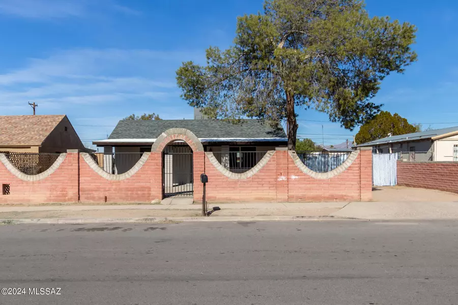 138 W Oklahoma Street, Tucson, AZ 85714