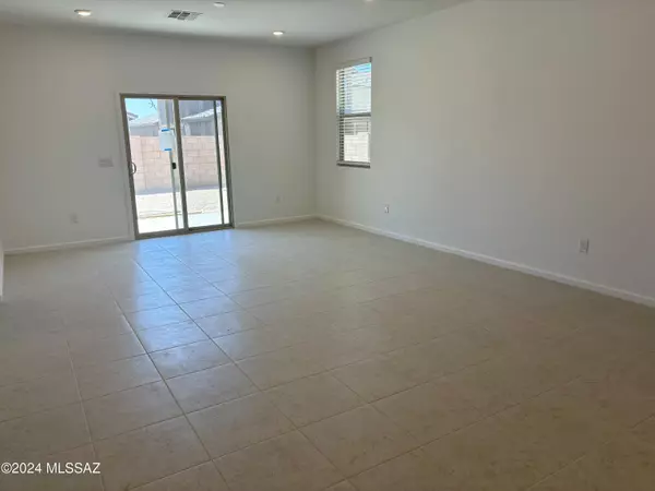 Marana, AZ 85653,10475 W Washburn Street