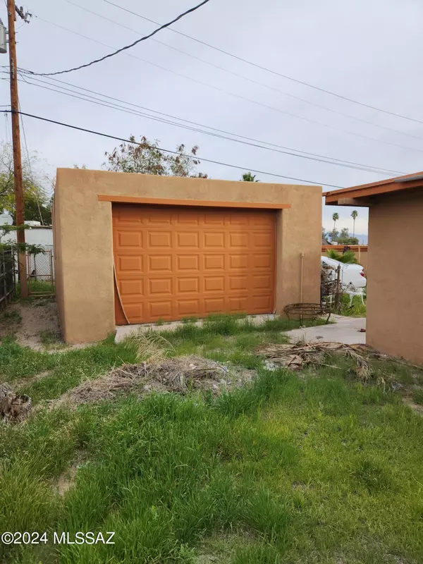 Tucson, AZ 85706,4009 E Frankfort Stravenue