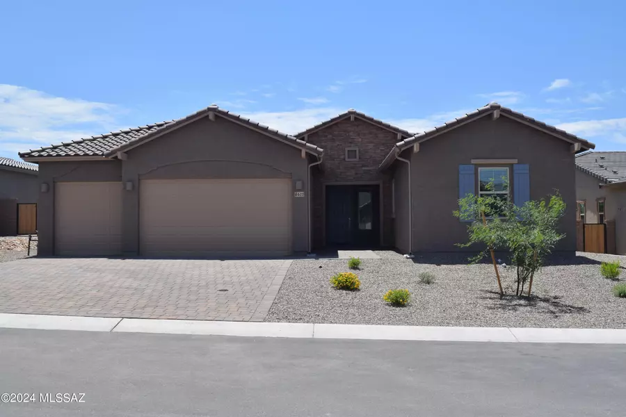 6611 W Antler Bend Place, Marana, AZ 85658