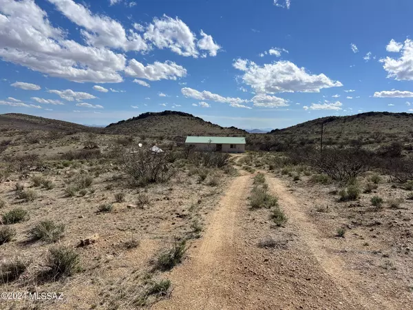 Willcox, AZ 85643,8273 E Stagecoach Road