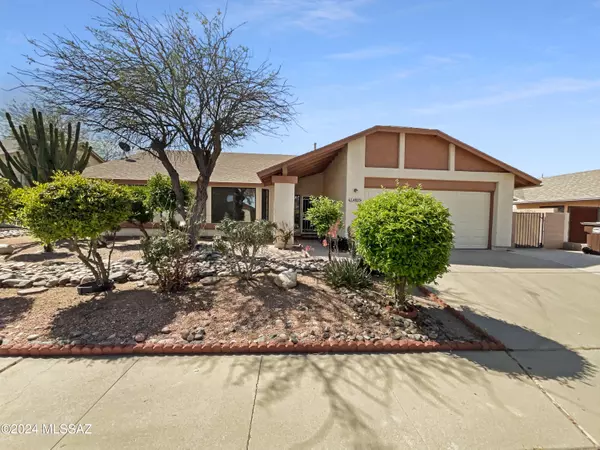 4825 W Rosebay Street, Tucson, AZ 85742