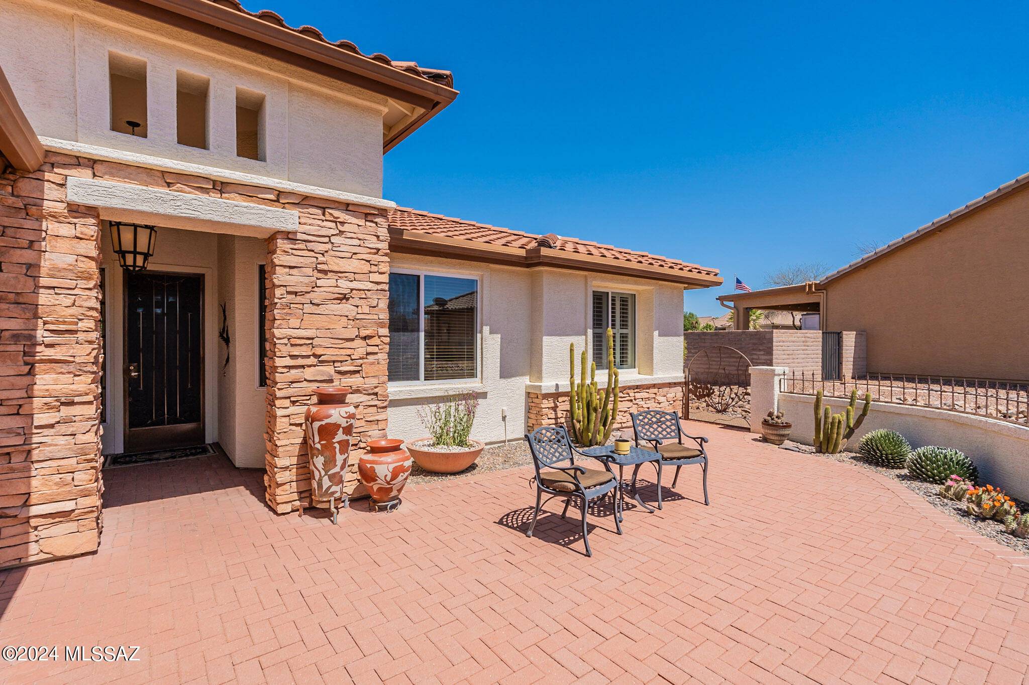 884 N Keyes Road, Green Valley, AZ 85614