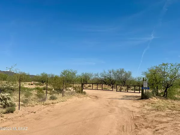 Tucson, AZ 85757,7373 W Los Reales Road