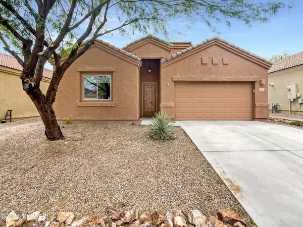 160 E Calle Vivaz,  Green Valley,  AZ 85614