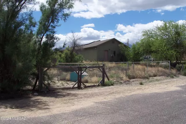 Safford, AZ 85546,.24ac W Doggie Drive #136