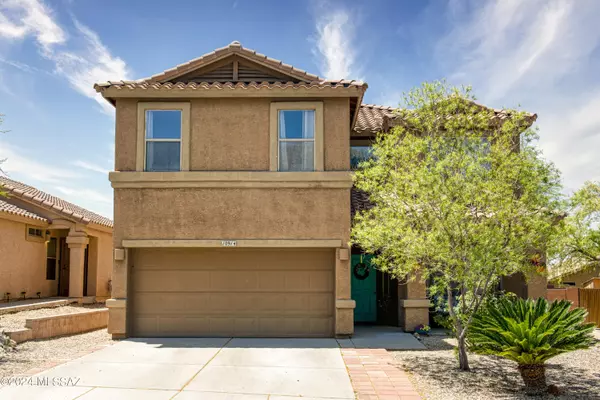 10914 S Lake Gambusi Drive, Vail, AZ 85641