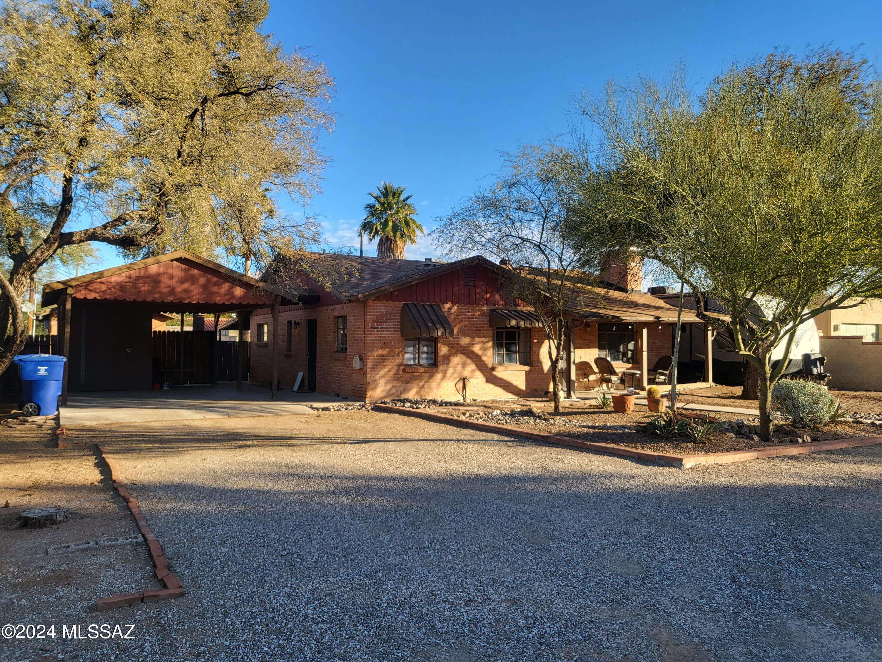 Tucson, AZ 85716,2701 E Blacklidge Drive