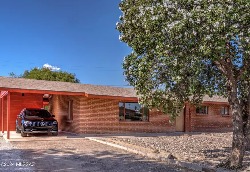 6051 E 18Th Street, Tucson, AZ 85711