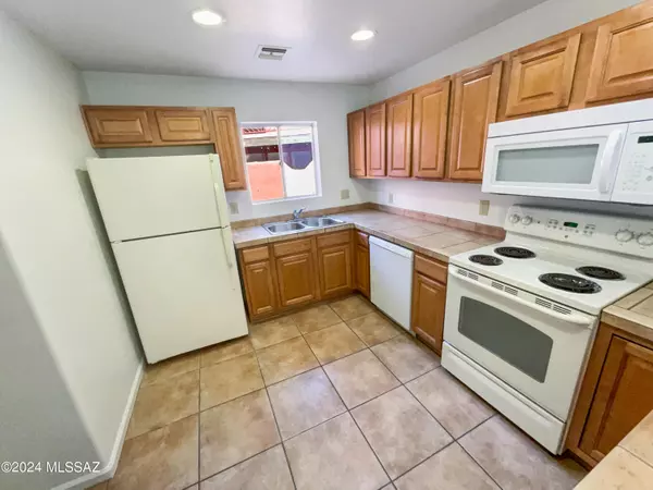 Tucson, AZ 85718,6255 N Camino Pimeria Alta  #39