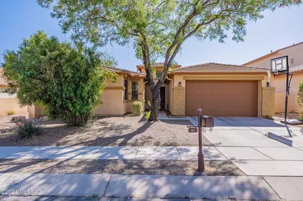 801 W Camino Tunera,  Sahuarita,  AZ 85629