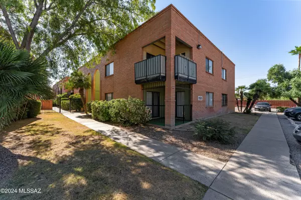 1530 S Columbus Boulevard #3, Tucson, AZ 85711