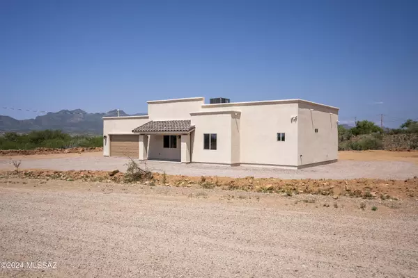 1661 Circulo Ballena, Rio Rico, AZ 85648