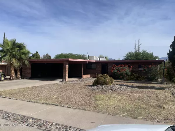 8365 E 25Th Street, Tucson, AZ 85710