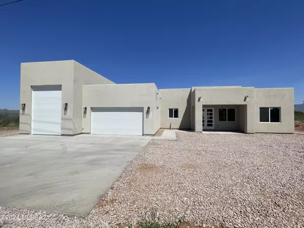 Rio Rico, AZ 85648,43 Avenida de las Naciones