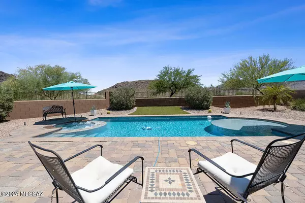 Marana, AZ 85653,9540 N Saguaro Breeze Way