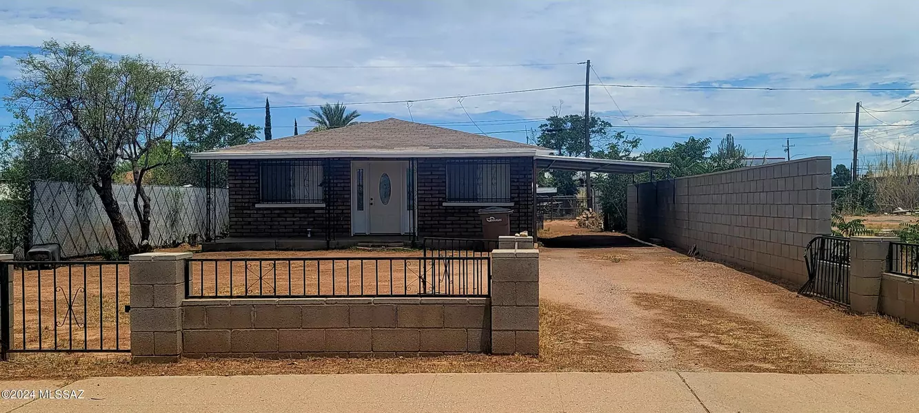 1030 E 17Th Street, Douglas, AZ 85607