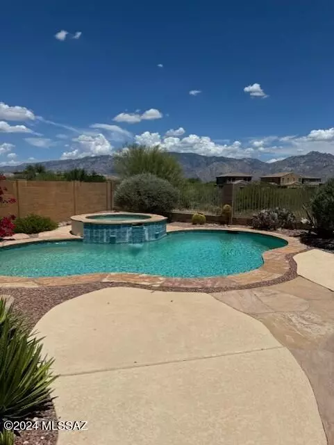 Oro Valley, AZ 85755,13494 N Atalaya Way