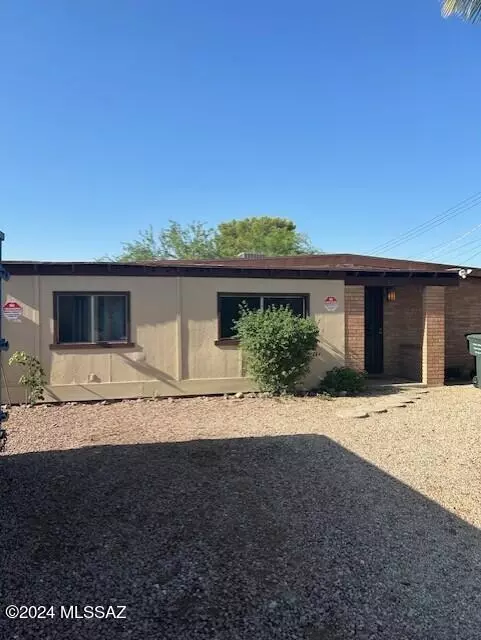 5612 E Lee Street,  Tucson,  AZ 85712