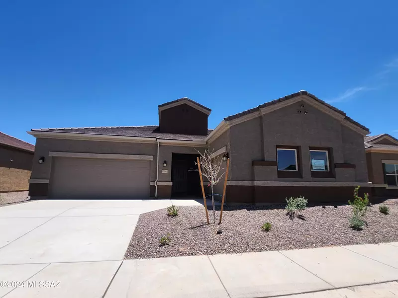 10248 N Desert Tea Drive, Marana, AZ 85653