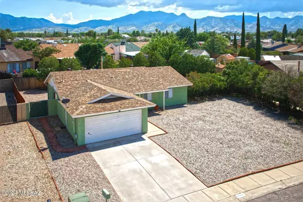 482 Hegge Drive, Sierra Vista, AZ 85635