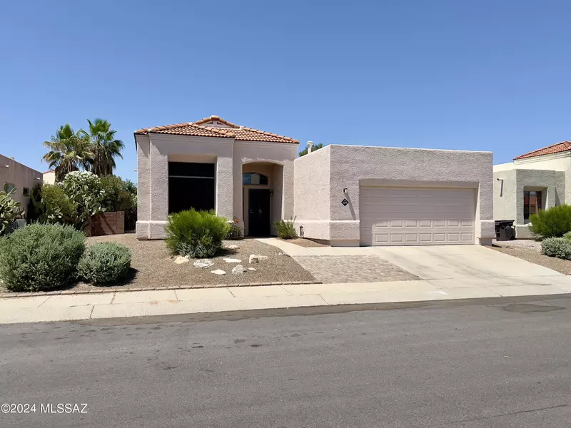 2670 W Camino del Sitio, Tucson, AZ 85742