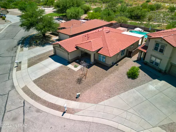 Vail, AZ 85641,10660 S Silverbluff Drive