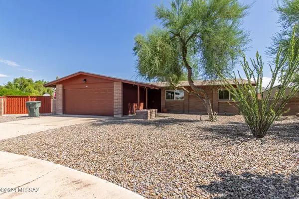 1491 S Lavonne Way, Tucson, AZ 85713