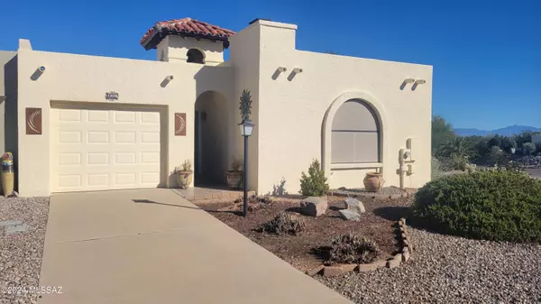 1230 W Camino Velasquez, Green Valley, AZ 85622