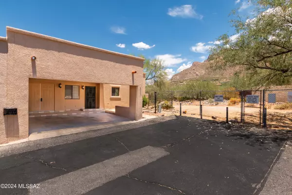 Oro Valley, AZ 85704,279 E Calle Zafiro