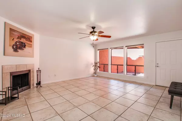 Tucson, AZ 85718,6255 N Camino Pimeria Alta  #57